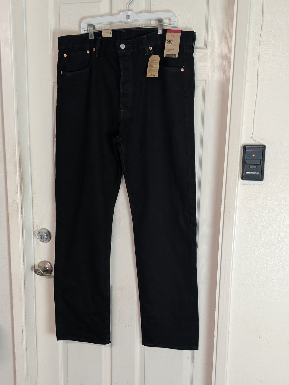 Levi’s 501 Straight Leg Jeans Black Denim Button Fly Men 40 X 34